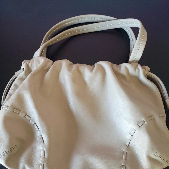 Ann taylor tan half moon leather bag..magnetic closure - Picture 7 of 15